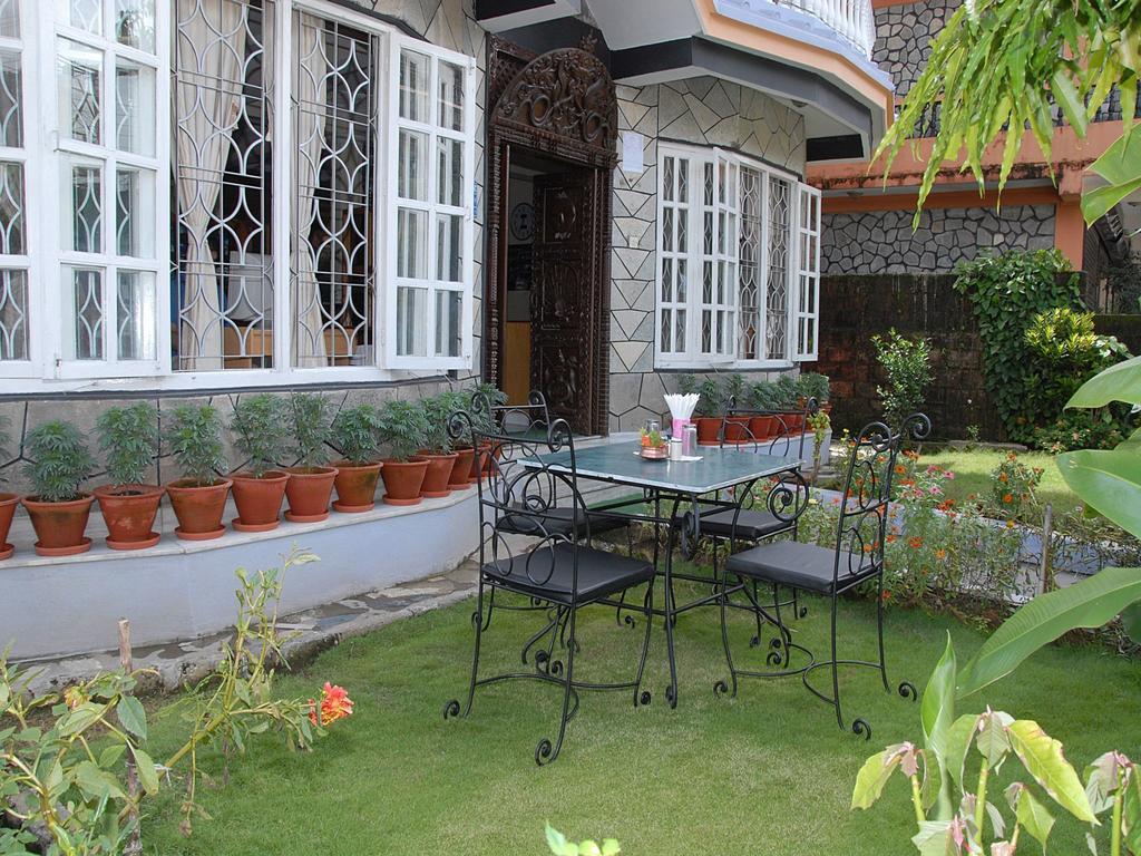 Hotel Blue Heaven Pokhara Luaran gambar
