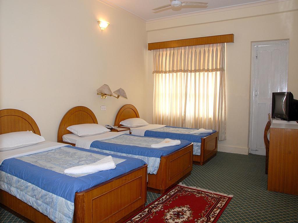 Hotel Blue Heaven Pokhara Luaran gambar
