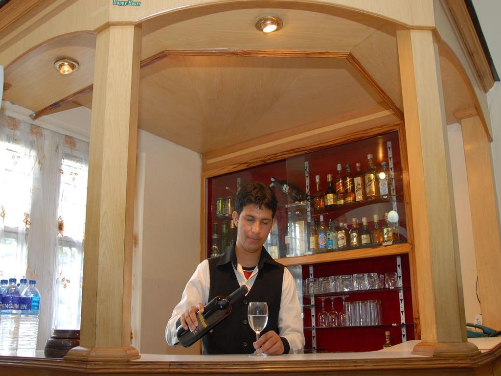Hotel Blue Heaven Pokhara Luaran gambar