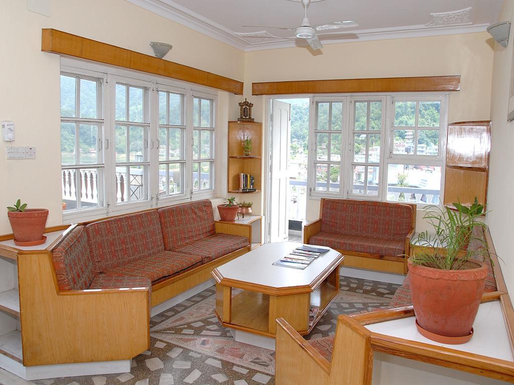 Hotel Blue Heaven Pokhara Luaran gambar